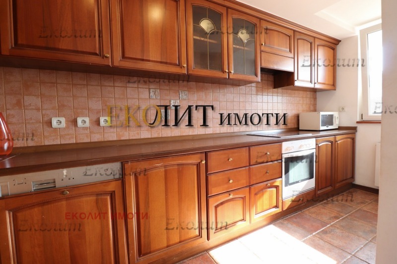 Дава под наем  4-стаен град София , Белите брези , 140 кв.м | 70607678 - изображение [2]