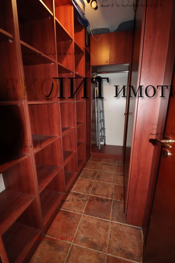 Дава под наем  4-стаен град София , Белите брези , 140 кв.м | 70607678 - изображение [6]