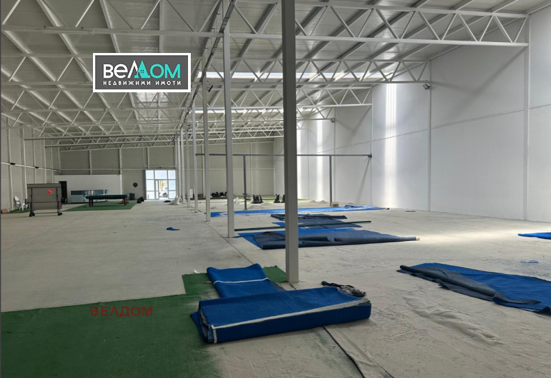 K pronájmu  Úložný prostor Varna , Topoli , 1000 m2 | 27498167 - obraz [2]