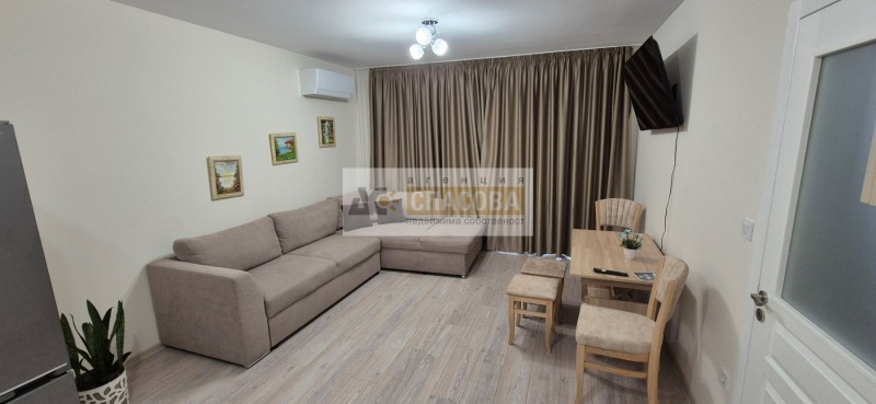 Te huur  1 slaapkamer Varna , Festivalen kompleks , 61 m² | 80484813