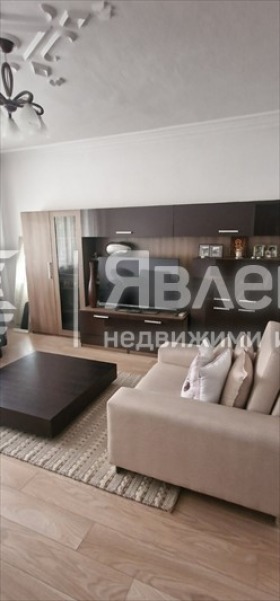Дава под наем  3-стаен град Пловдив , Кючук Париж , 120 кв.м | 99328350 - изображение [2]