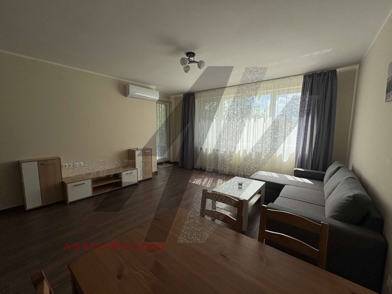 Издаје се  1 спаваћа соба Софија , Сердика , 80 м2 | 72741727 - слика [5]