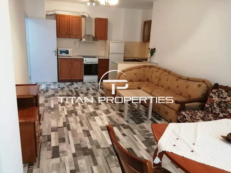 Дава под нем  3-стаен, град Варна, Колхозен пазар •  550 EUR • ID 31958519 — holmes.bg - [1] 
