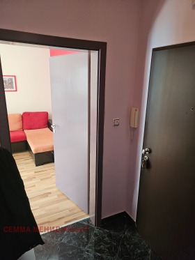 2 slaapkamers Mladost 1A, Sofia 8