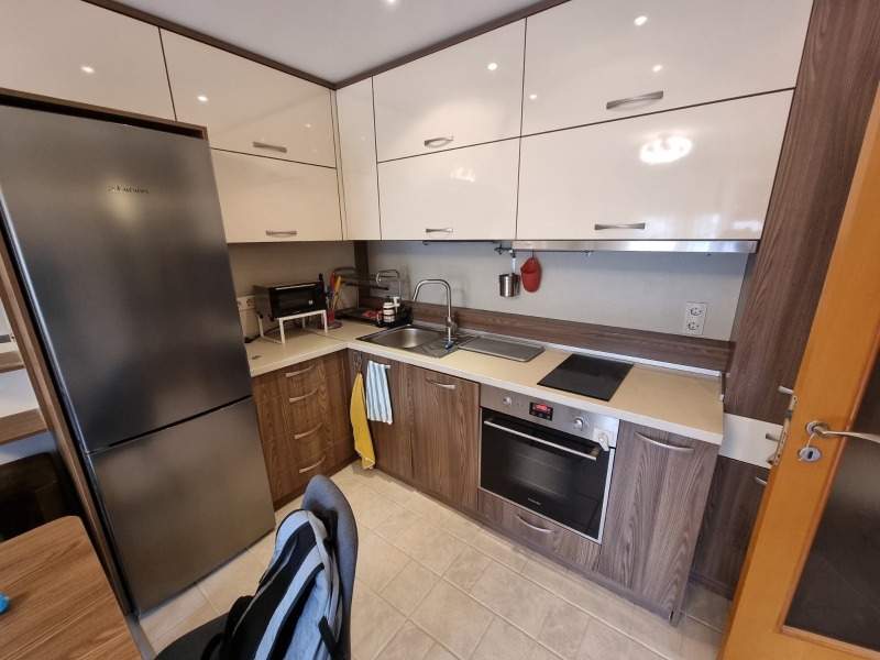 Издаје се  2 спаваће собе Софија , Белите брези , 90 м2 | 46653243 - слика [2]