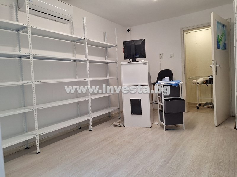 Под наем МАГАЗИН, град Пловдив, Център • 450 лв. • 61671840 — Holmes.bg