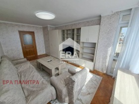 3+ dormitorios Tsentar, Burgas