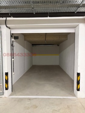 ГАРАЖ, ПАРКОМЯСТО, 22 m2