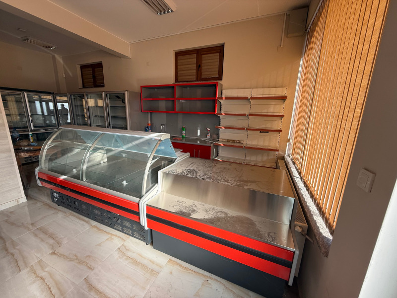 Дава под наем МАГАЗИН, с. Дъбница, област Благоевград, снимка 3 - Магазини - 52846813