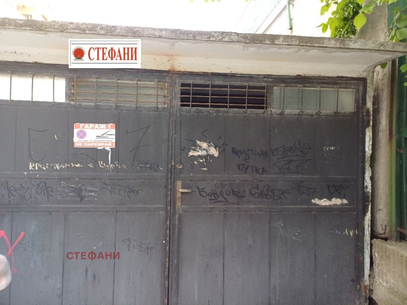 В оренду  Гараж Русе , Център , 18 кв.м | 69825356