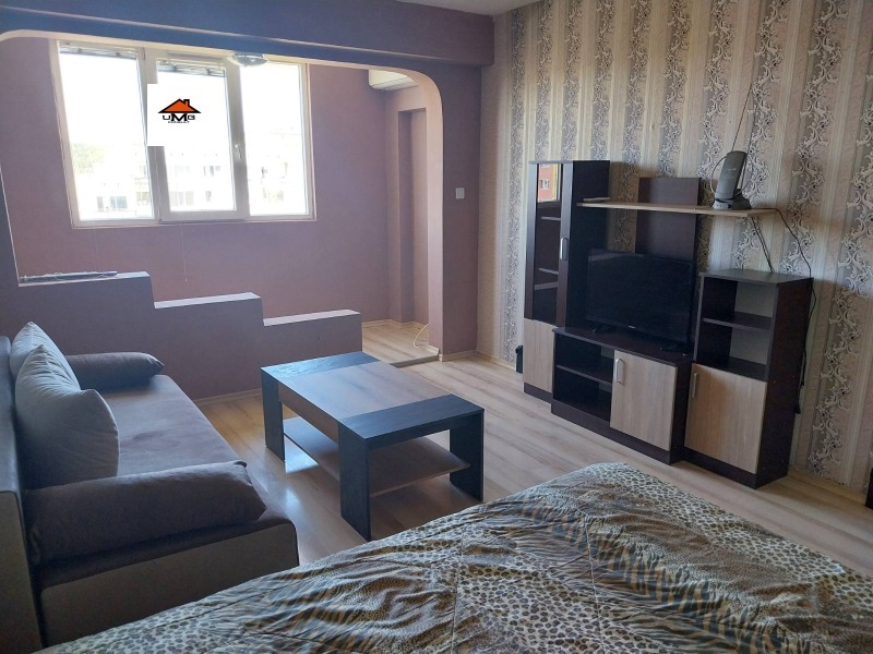 Дава под Наем 1-СТАЕН в град Перник, Изток - 44 кв.м / 300 € » 586.75 лв., Ю ЕМ ДЖИ КОНСУЛТ