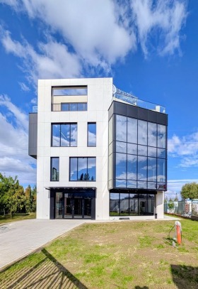 Boutique Mladost 4, Sofia