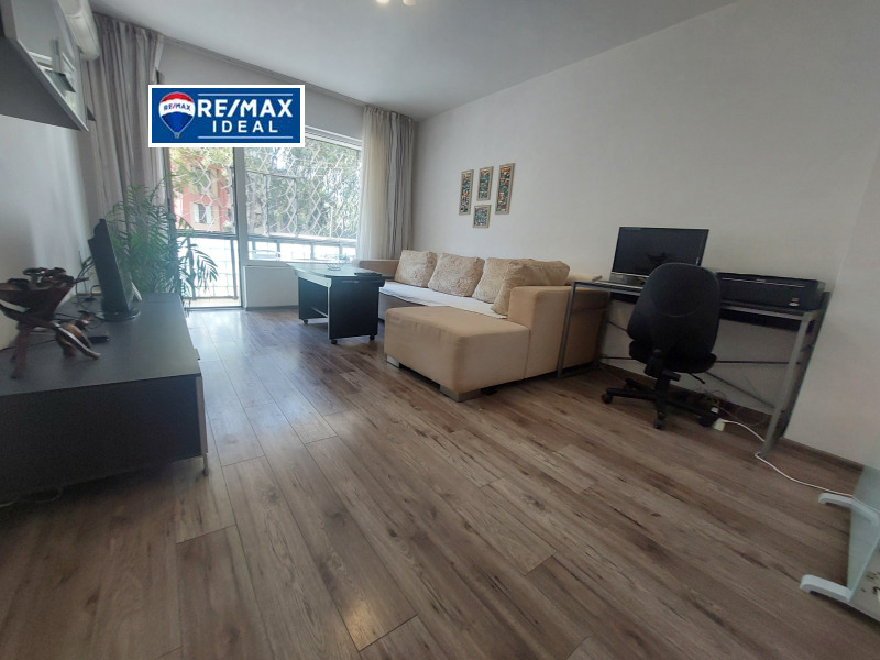 For Rent  2 bedroom Varna , Tsentar , 76 sq.m | 96884049