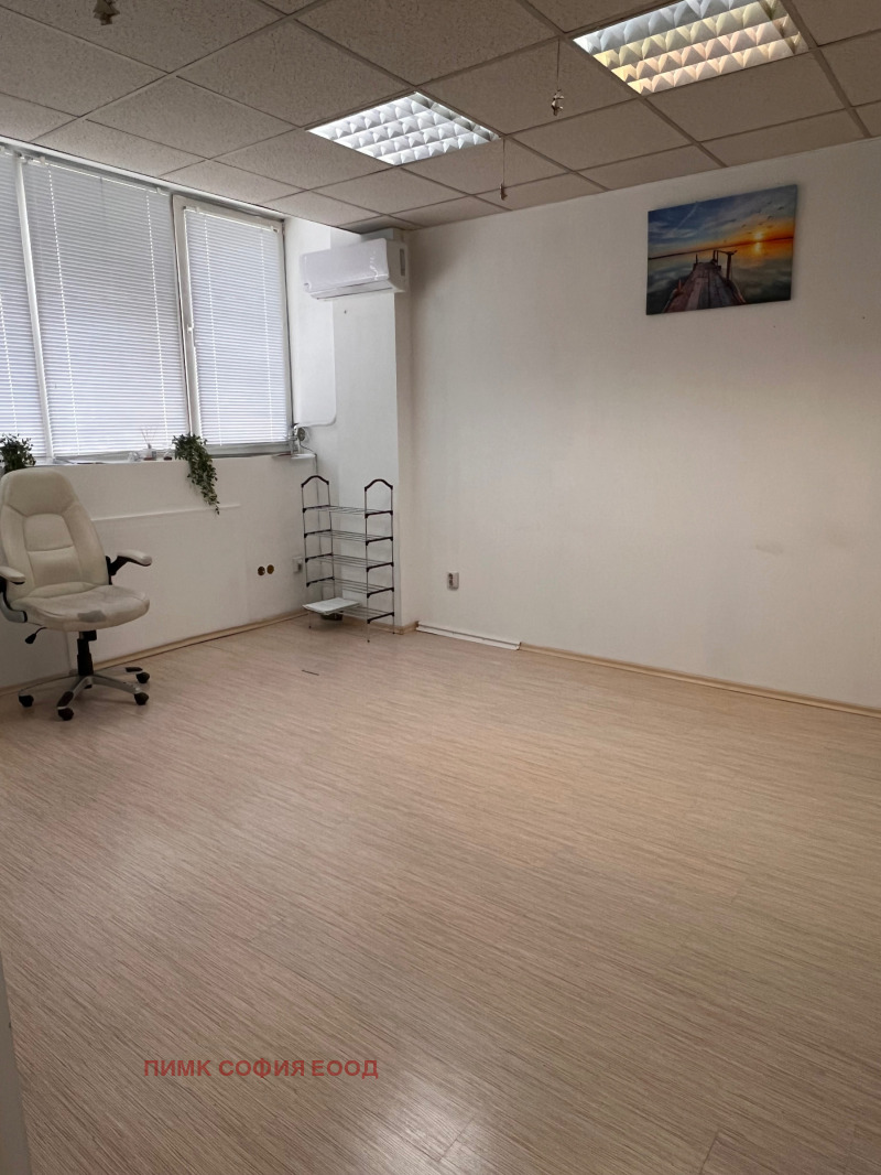 Para alugar  Escritório Sofia , Geo Milev , 35 m² | 49364288 - imagem [2]