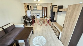 3-стаен град Варна, Погреби