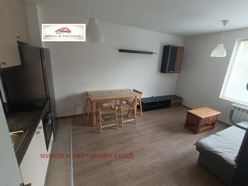 Издаје се  1 спаваћа соба Софија , Витоша , 55 м2 | 50954494 - слика [2]