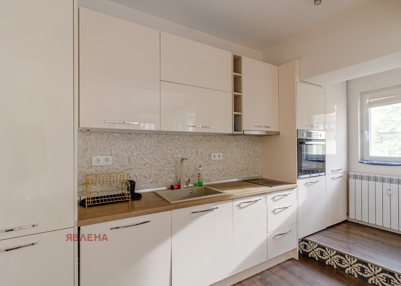 För uthyrning  2 sovrum Sofia , Centar , 86 kvm | 64287955 - bild [3]