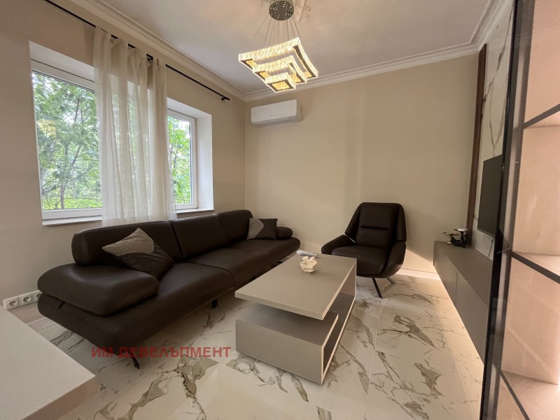 Te huur  2 slaapkamers Sofia , Oborishte , 95 m² | 50412964 - afbeelding [2]