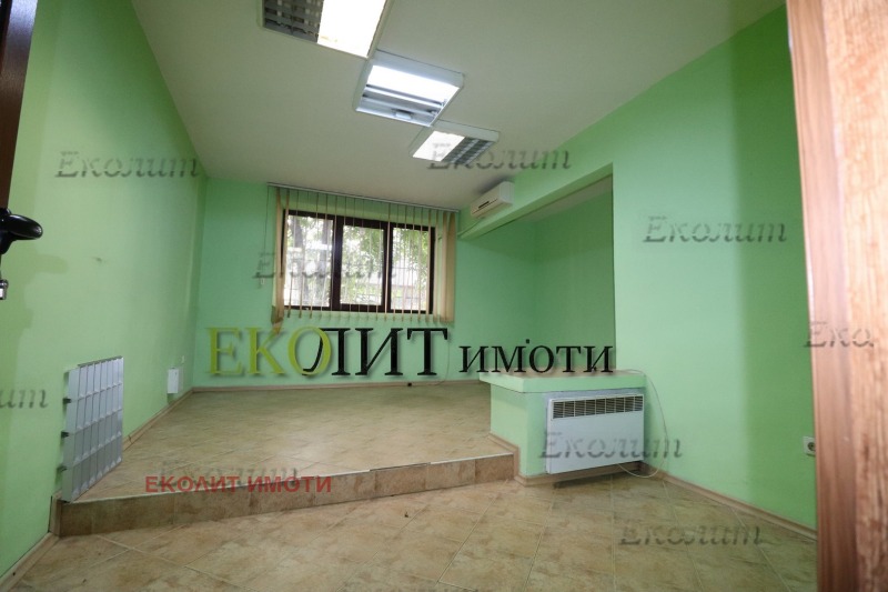 Дава под нем  Офис, град София, Лозенец •  475 EUR • ID 55933660 — holmes.bg - [1] 