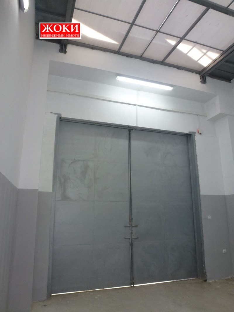 Дава под наем ПРОМ. ПОМЕЩЕНИЕ, гр. Перник, Промишлена зона, снимка 12 - Производствени сгради - 52553378