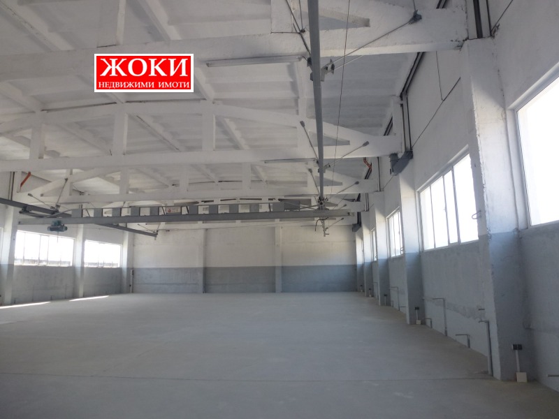 Дава под наем ПРОМ. ПОМЕЩЕНИЕ, гр. Перник, Промишлена зона, снимка 14 - Производствени сгради - 52553378