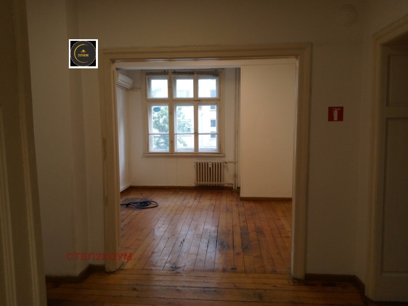 Da affittare  Ufficio Sofia , Tsentar , 100 mq | 65623972 - Immagine [3]