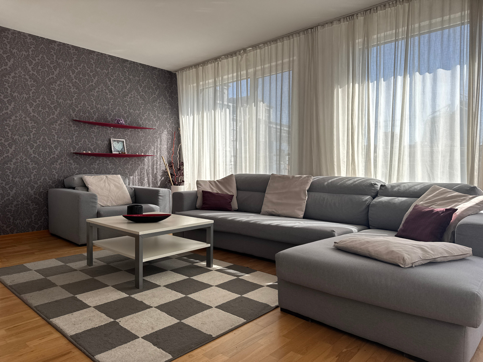 Дава под наем 3-СТАЕН, гр. София, Дианабад, снимка 2 - Апартаменти - 53823191