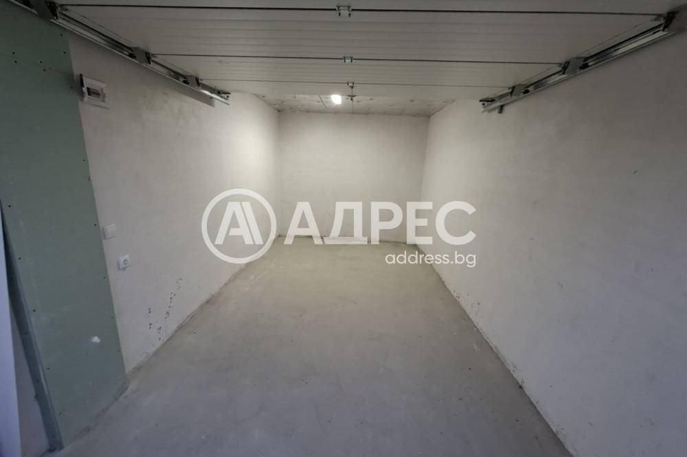 Дава под наем ГАРАЖ, ПАРКОМЯСТО, гр. София, Хаджи Димитър, снимка 2 - Гаражи и паркоместа - 54186176