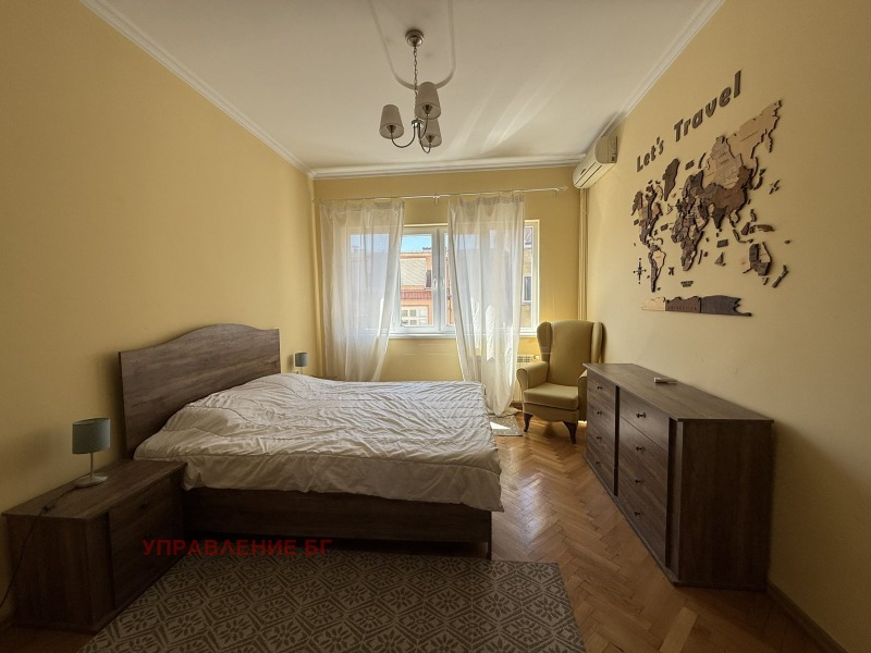 A louer  2 chambres Sofia , Tsentar , 80 m² | 15187686