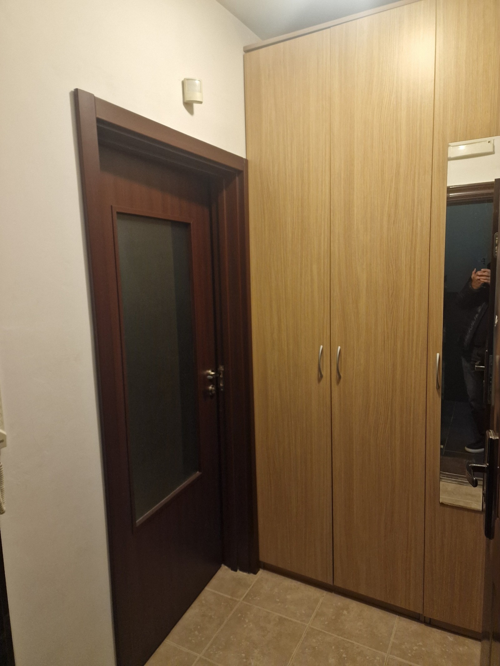 Дава под наем 1-СТАЕН, гр. София, Овча купел