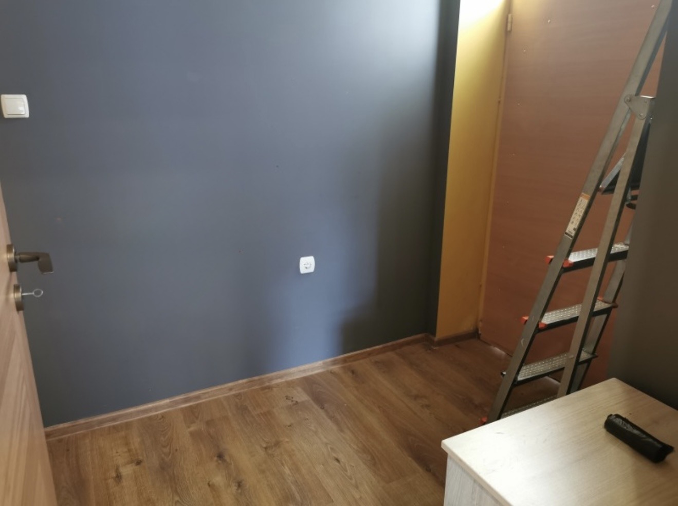 Дава под наем МАГАЗИН, гр. Пловдив, Младежки Хълм, снимка 3 - Магазини - 54209553