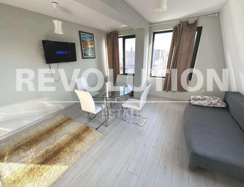 Дава под наем 2-СТАЕН, гр. Варна, Център, снимка 2 - Апартаменти - 52456276