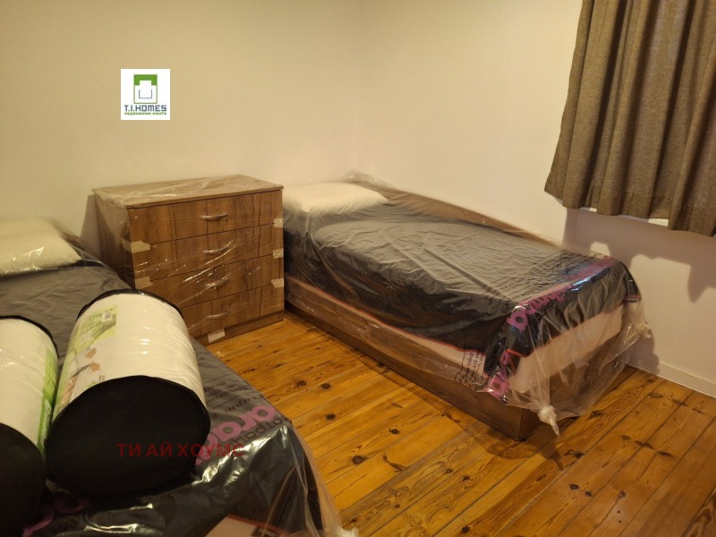 Zu vermieten  2 Schlafzimmer Sofia , Zentar , 80 qm | 69652138 - Bild [5]