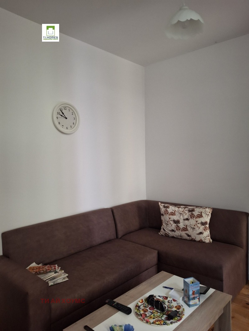 Zu vermieten  2 Schlafzimmer Sofia , Zentar , 80 qm | 69652138 - Bild [2]