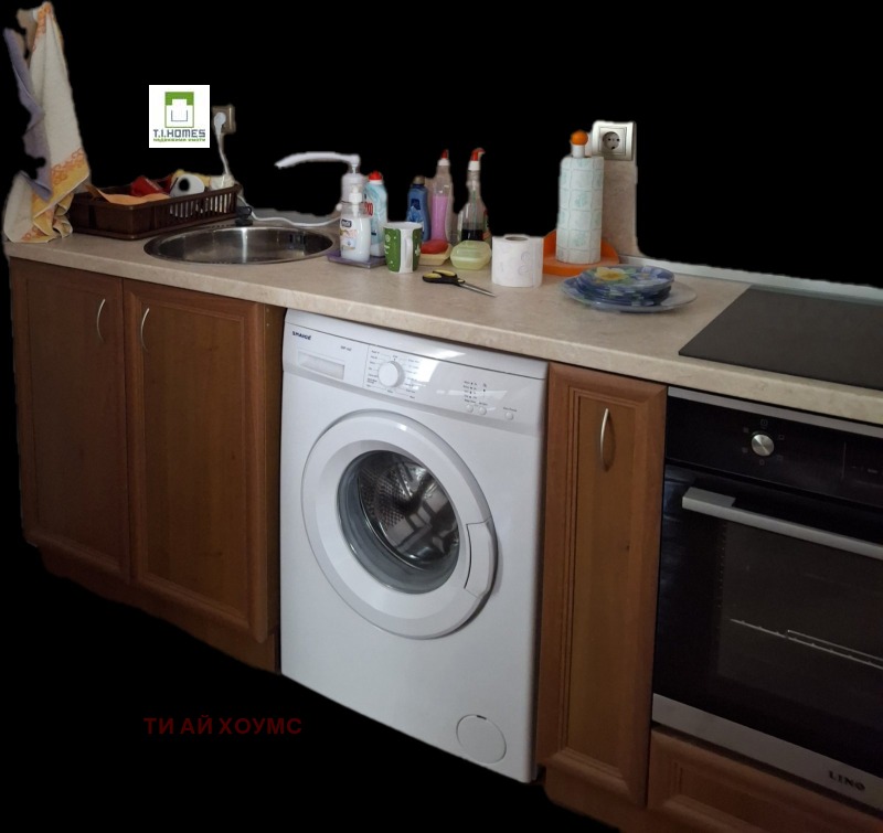 Zu vermieten  2 Schlafzimmer Sofia , Zentar , 80 qm | 69652138