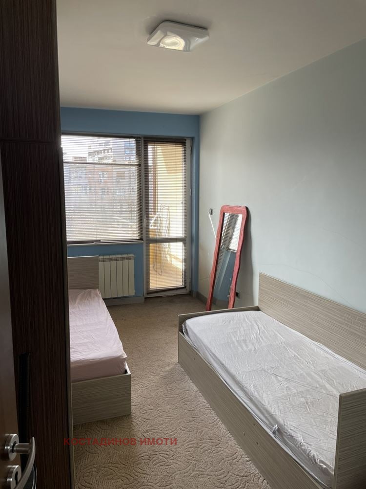 Дава под наем 3-СТАЕН, гр. Пловдив, Кючук Париж, снимка 10 - Апартаменти - 53529538