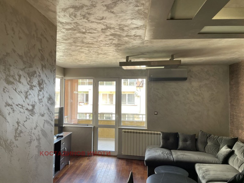 Дава под наем 3-СТАЕН, гр. Пловдив, Кючук Париж, снимка 2 - Апартаменти - 53529538