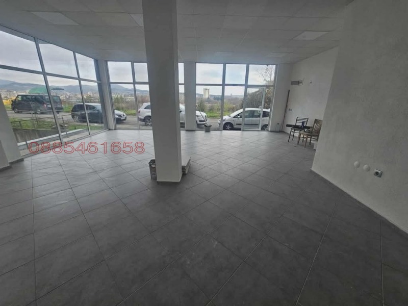 Дава под наем МАГАЗИН, гр. Кърджали, Възрожденци, снимка 7 - Магазини - 52782964