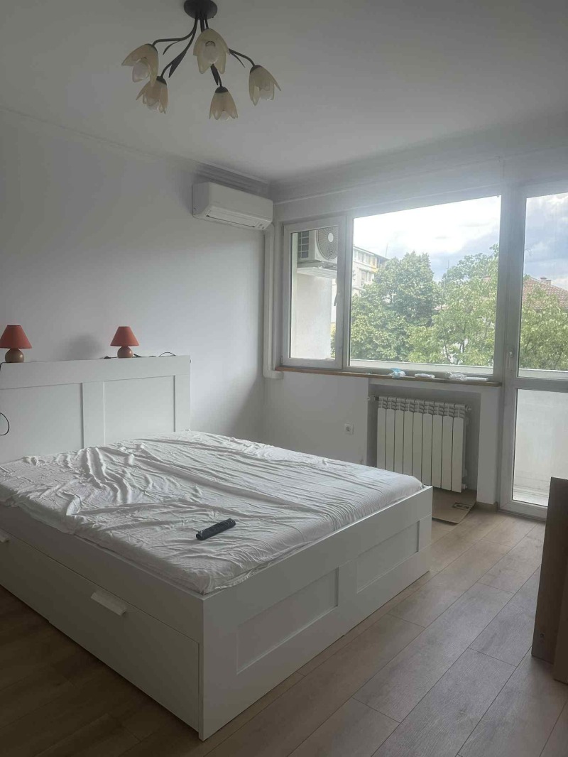 В оренду  1 спальня София , Банишора , 55 кв.м | 99638438