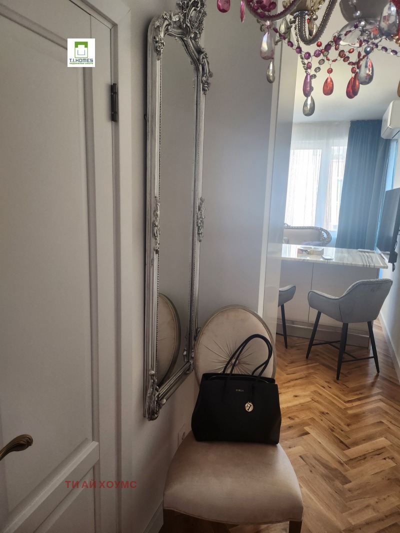 Дава под наем 2-СТАЕН, гр. София, Триъгълника, снимка 2 - Апартаменти - 53365469