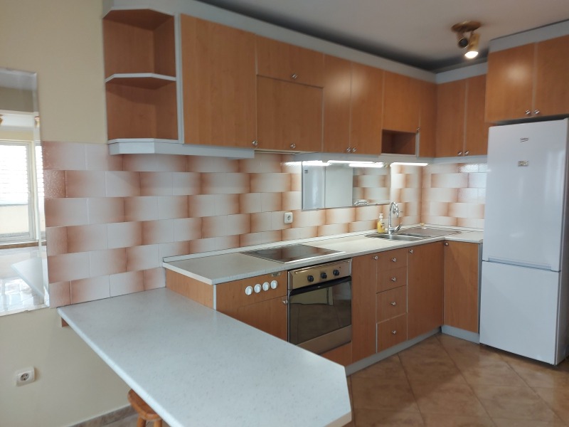 Zu vermieten  3+ Schlafzimmer Sofia , Oborishte , 146 qm | 44619641 - Bild [5]