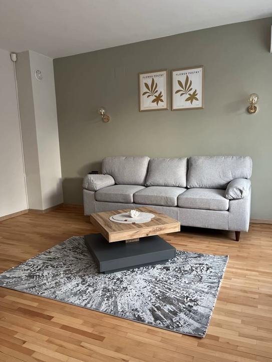 För uthyrning  2 sovrum Sofia , Lozenec , 90 kvm | 77616773