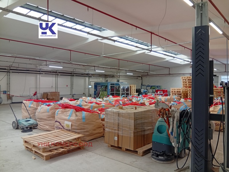 Kiralık  Endüstriyel bina bölge Sofia , Bojurişe , 1400 metrekare | 81985386 - görüntü [3]