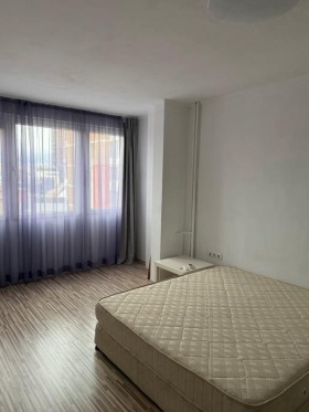 1 ložnice Zona B-18, Sofia