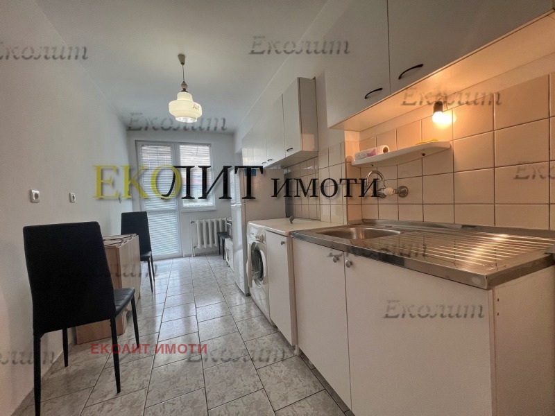 Издаје се  1 спаваћа соба Софија , Центар , 70 м2 | 48054021 - слика [3]
