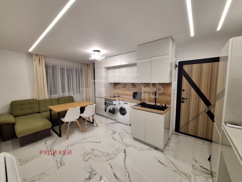 Дава под Наем 2-СТАЕН в град Варна, Победа - 52 кв.м / 575 € » 1 124.60 лв., РУДИ КЕЙ