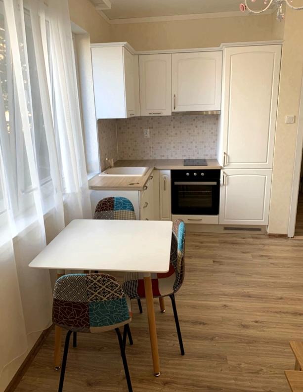 En renta  1 dormitorio Plovdiv , Tsentar , 60 metros cuadrados | 71748677 - imagen [2]