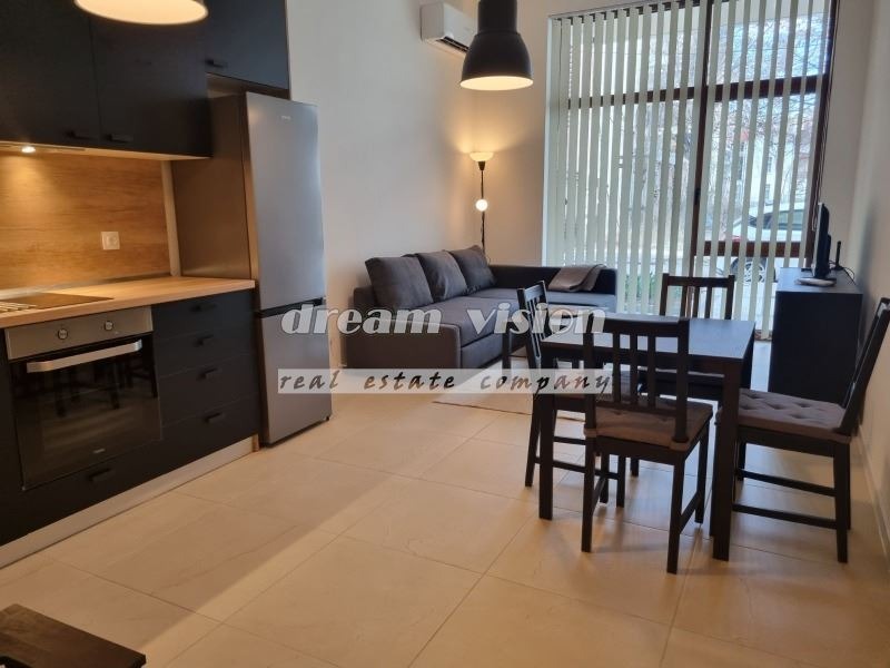 För uthyrning  1 sovrum Sofia , Centar , 91 kvm | 14366913 - bild [2]