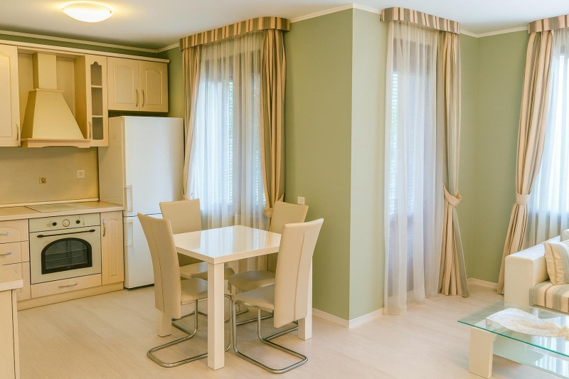 De inchiriat  1 dormitor Plovdiv , Țentâr , 66 mp | 55871651