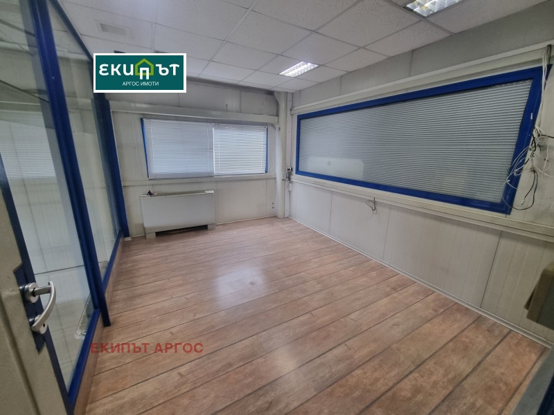 Дава под наем  Склад град Варна , Левски 2 , 242 кв.м | 40110536 - изображение [11]